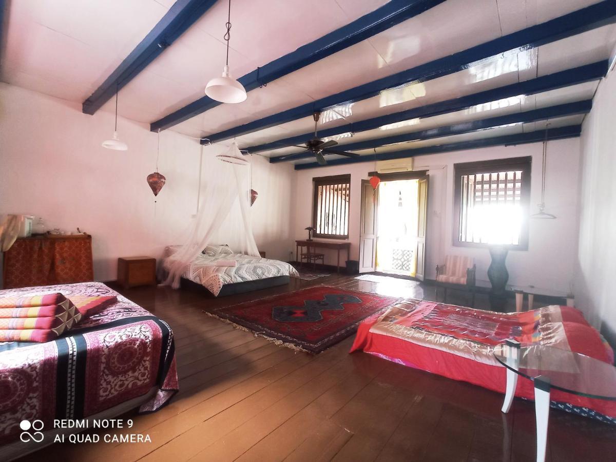 Вилла Joti'S Oasis Chinatown Малакка Экстерьер фото